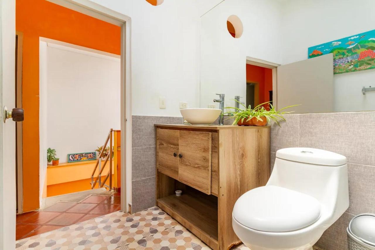 Guest house Junto Al Mar Y El Manglar